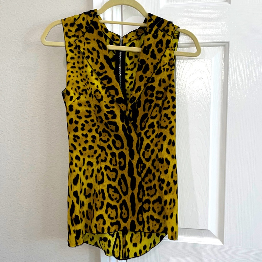 Dolce & Gabbana blouse!! Beautiful, like new!!